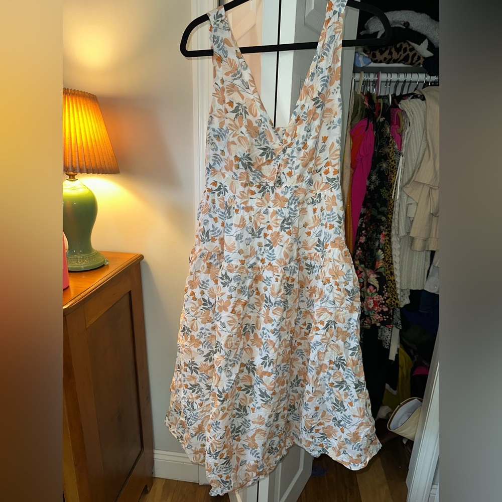 Joie White Floral V-Neck Tiered Maxi Dress